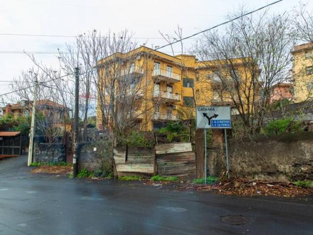 Appartamento in vendita a Sant'Agata li Battiati