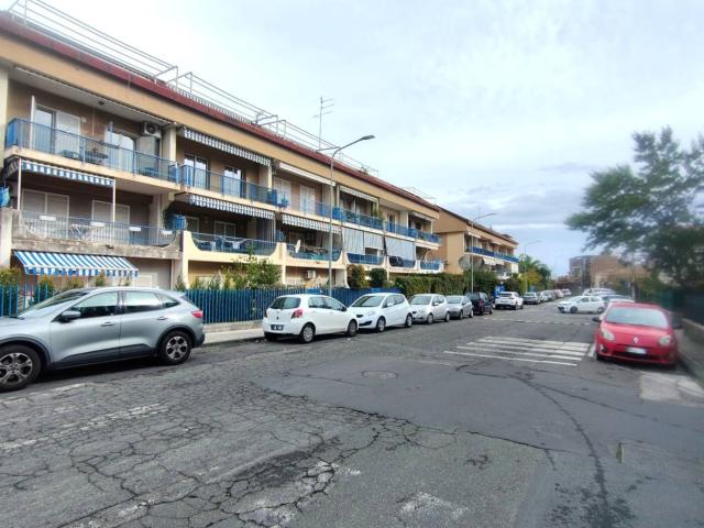 Appartamento in vendita a Sant'Agata li Battiati, CENTRO
