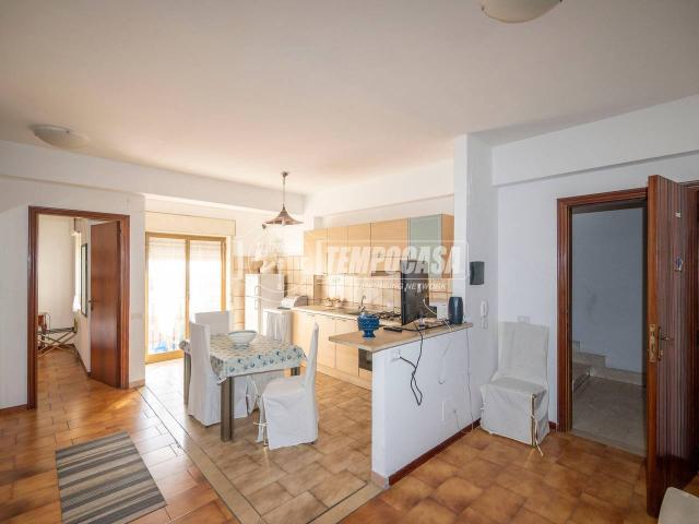 Appartamento in vendita a Sant'Alessio Siculo