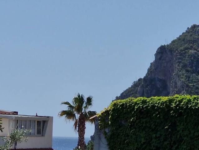 Appartamento in vendita a Sant'Alessio Siculo ME