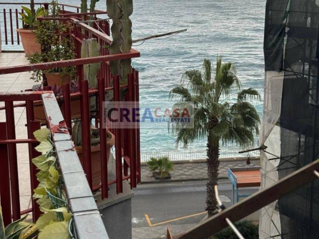 Appartamento in vendita a Sant'Alessio Siculo ME