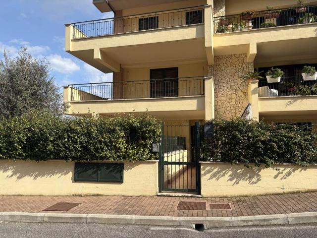 Appartamento in vendita a Sant'Angelo Romano RM