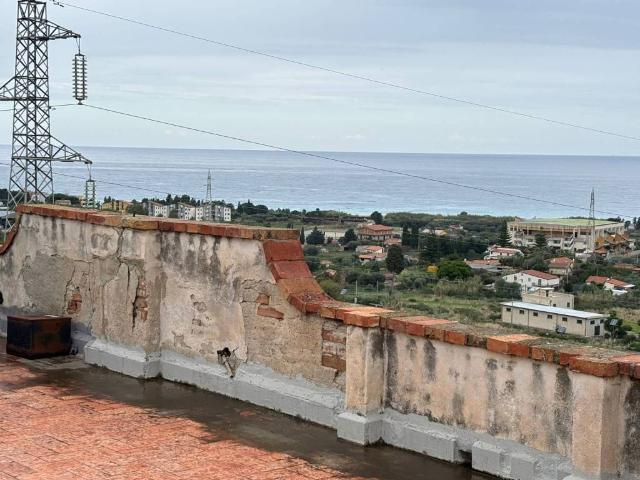 Appartamento in vendita a Santo Stefano di Camastra ME