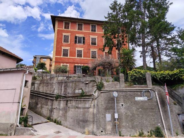 Appartamento in vendita a Sant'Olcese GE