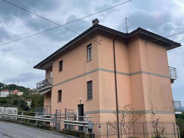 Appartamento in vendita a Sant'Olcese GE