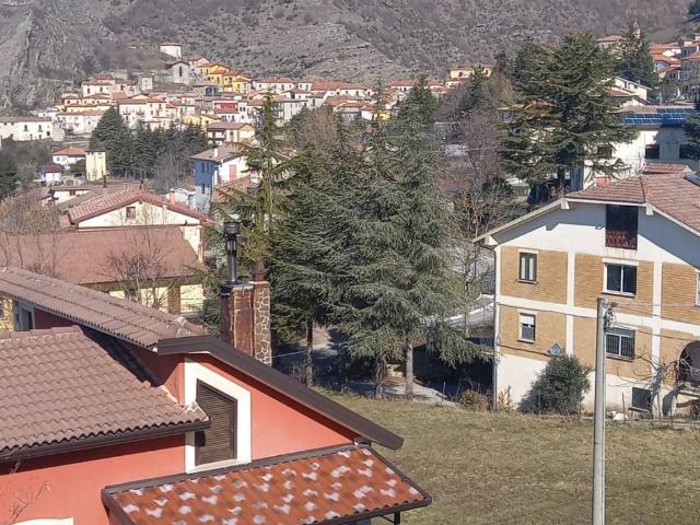 Appartamento in vendita a Sasso di Castalda PZ