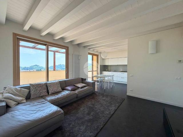 Appartamento in vendita a Sarnico via Cerro Alto, 30