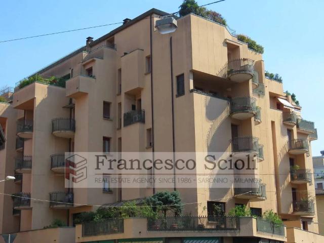 Appartamento in vendita a Saronno VA