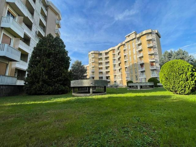Appartamento in vendita a Saronno VA