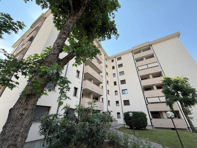 Appartamento in vendita a Saronno VA