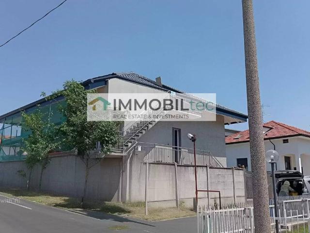 Appartamento in vendita a Saronno VA