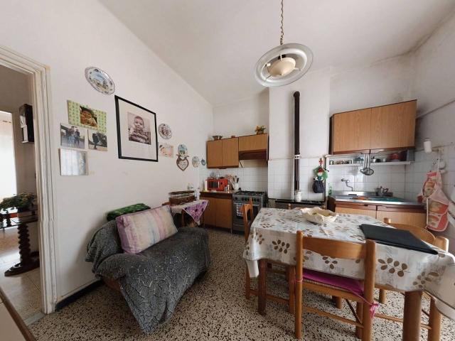 Appartamento in vendita a Sarzana