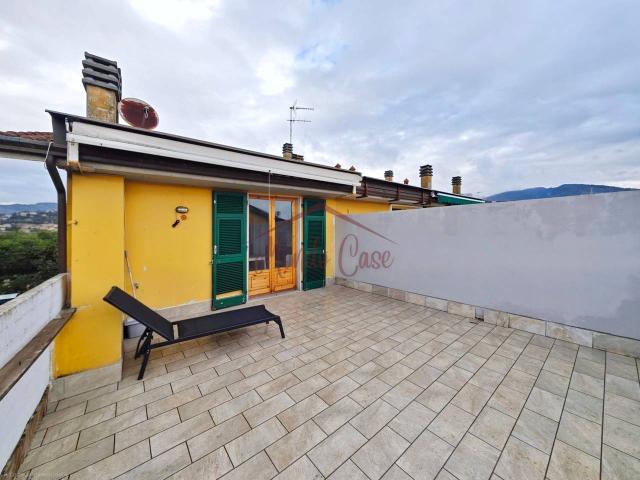 Appartamento in vendita a Sarzana