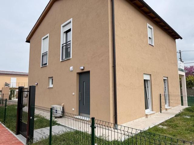 Appartamento in vendita a Sarzana