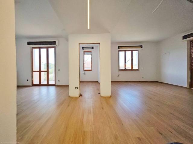 Appartamento in vendita a Sarzana SP