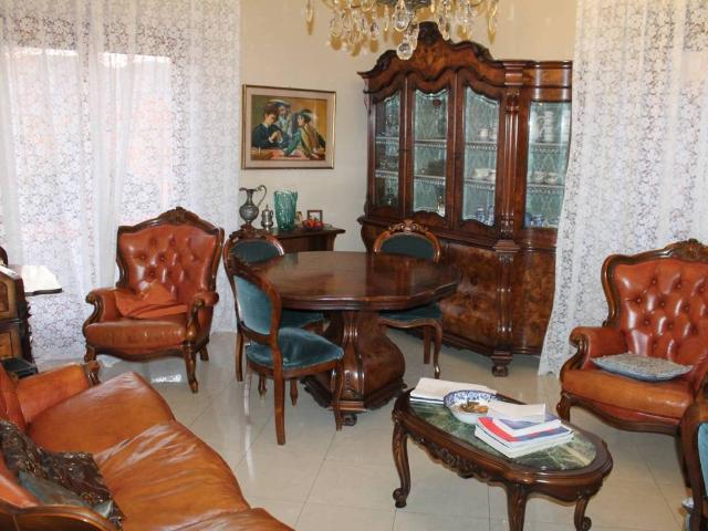 Appartamento in vendita a Sarzana SP