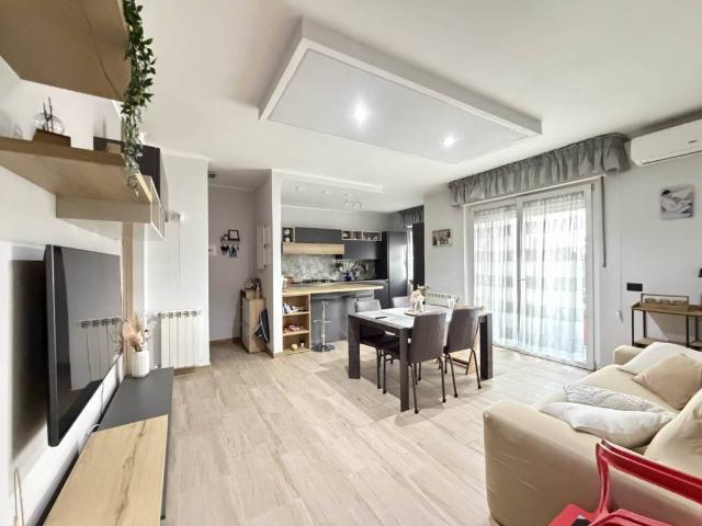 Appartamento in vendita a Sarzana SP