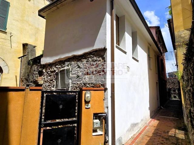 Appartamento in vendita a Sarzana SP