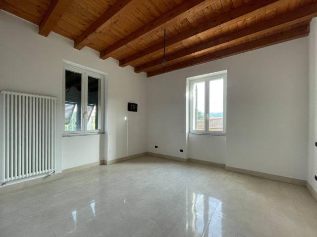 Appartamento in vendita a Sarzana SP