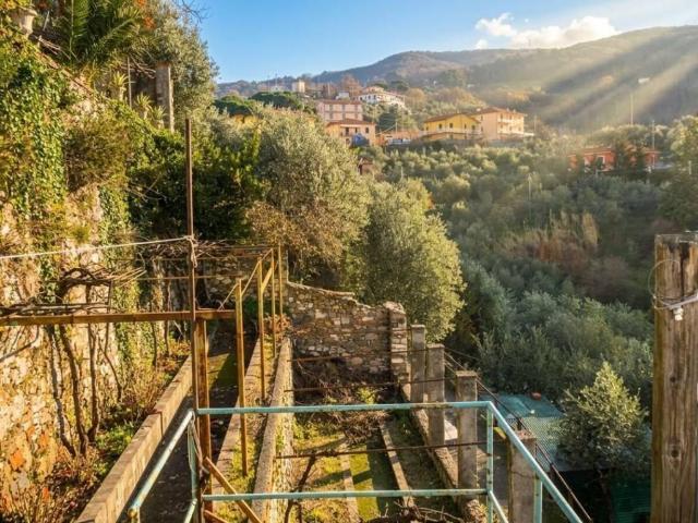 Appartamento in vendita a Sarzana SP
