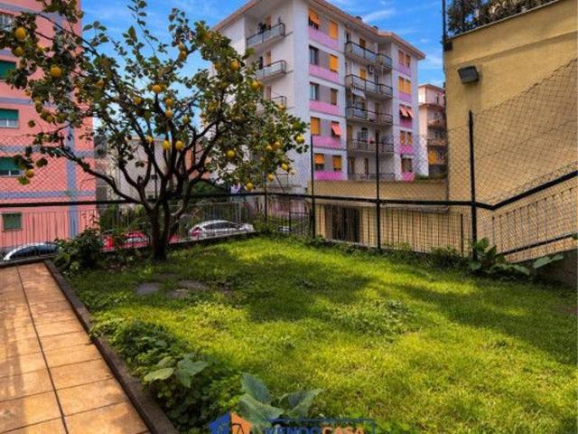 Appartamento in vendita a Savona