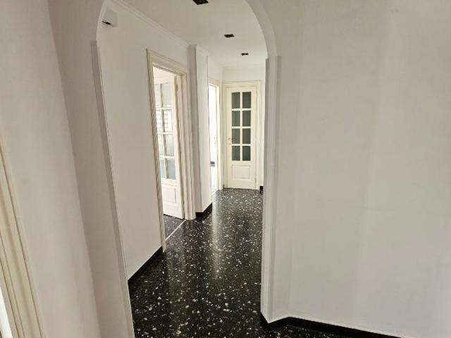 Appartamento in vendita a Savona