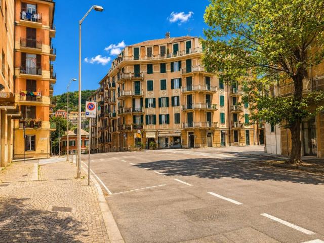 Appartamento in vendita a Savona, Villapiana