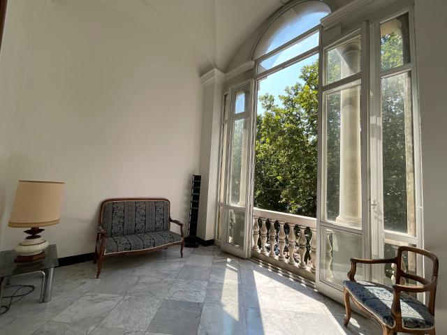 Appartamento in vendita a Savona, Centro