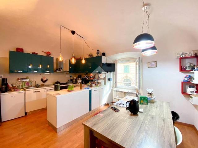 Appartamento in vendita a Savona SV