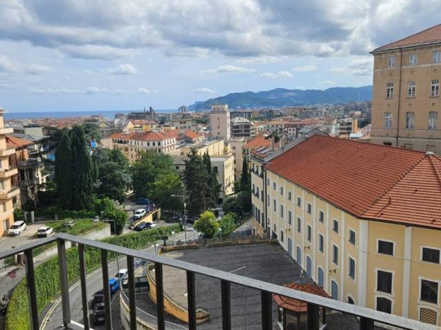 Appartamento in vendita a Savona SV