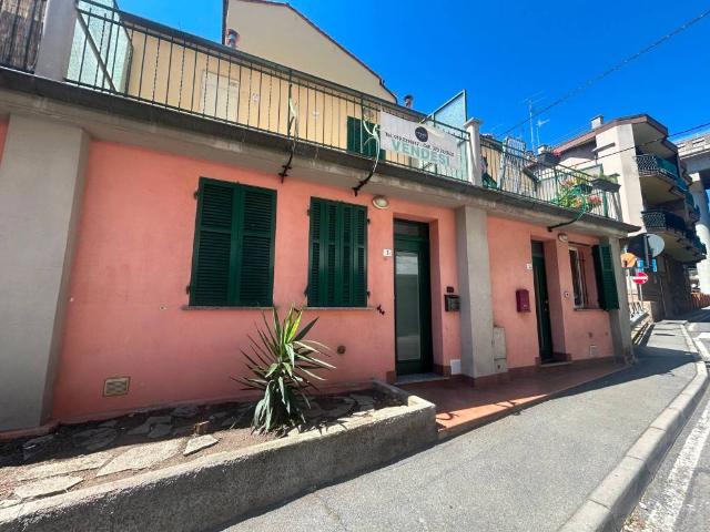 Appartamento in vendita a Savona SV