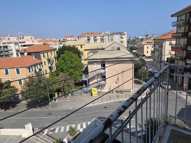 Appartamento in vendita a Savona SV