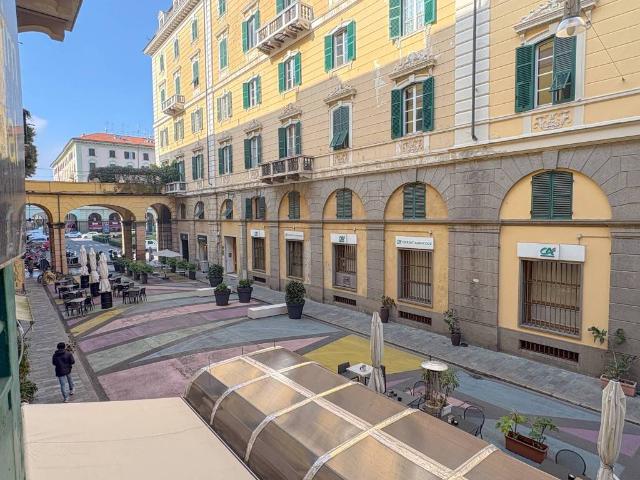 Appartamento in vendita a Savona SV