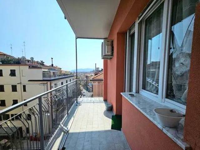 Appartamento in vendita a Savona SV