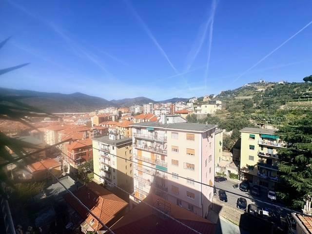 Appartamento in vendita a Savona SV