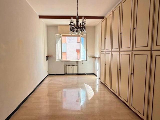 Appartamento in vendita a Savona SV