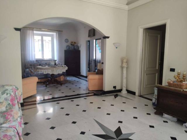 Appartamento in vendita a Savona SV