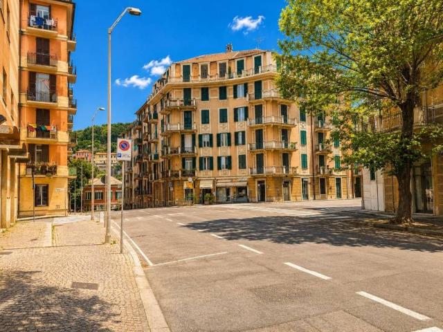 Appartamento in vendita a Savona SV