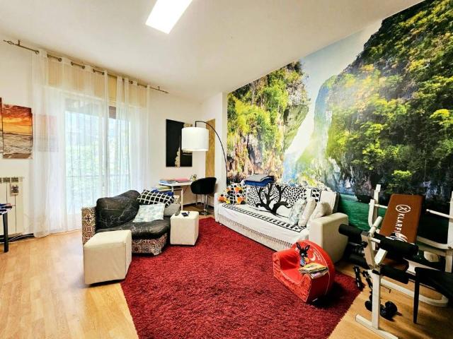 Appartamento in vendita a Savona SV