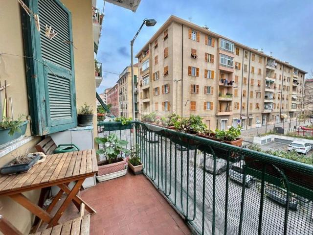 Appartamento in vendita a Savona SV