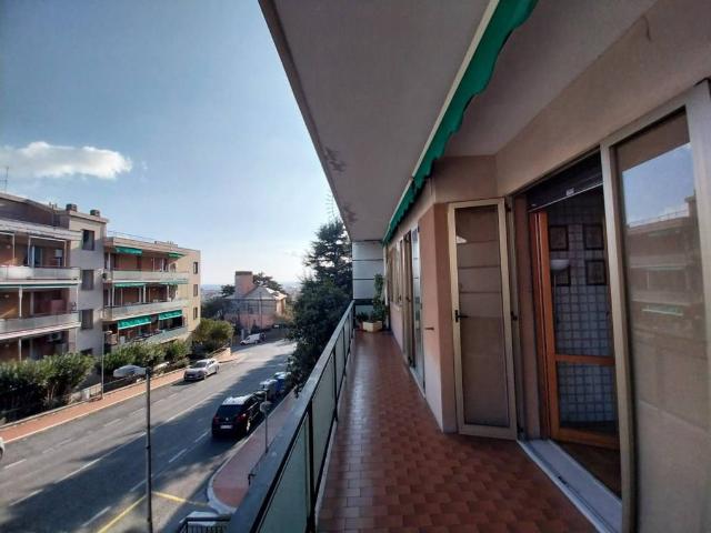 Appartamento in vendita a Savona SV