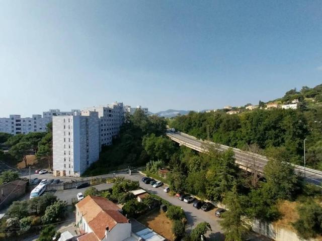 Appartamento in vendita a Savona SV