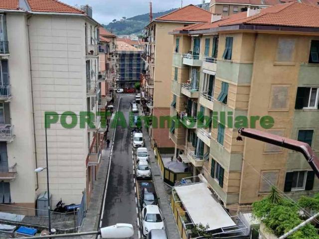 Appartamento in vendita a Savona SV