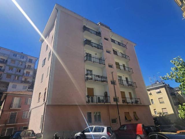 Appartamento in vendita a Savona SV