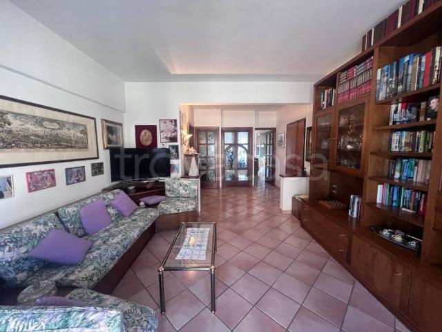 Appartamento in vendita a Scandicci via delle Corbinaie