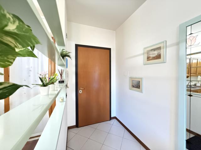 APPARTAMENTO in VENDITA a SCANDICCI Via di San Colombano 50018 Scandicci di 5 vani