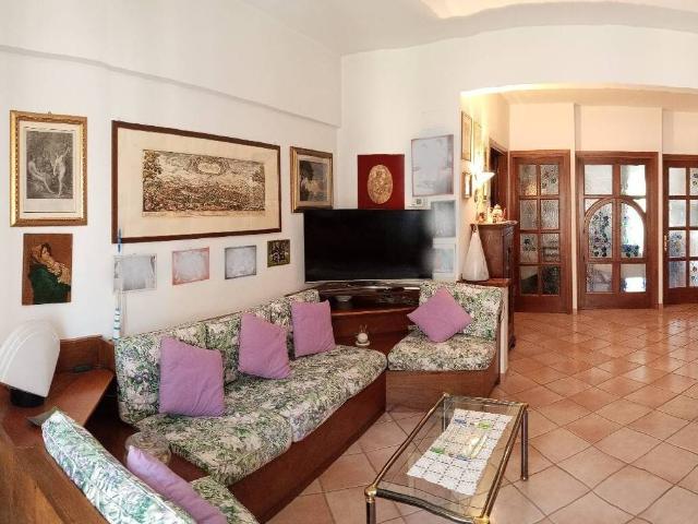 Appartamento in vendita a Scandicci, Corbinaie