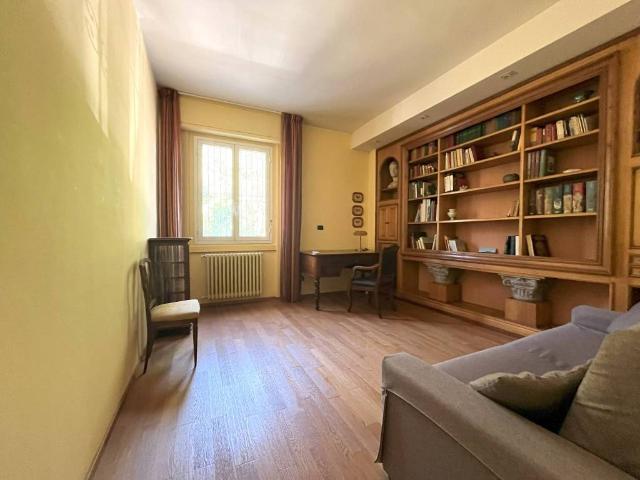 Appartamento in vendita a Scandicci FI