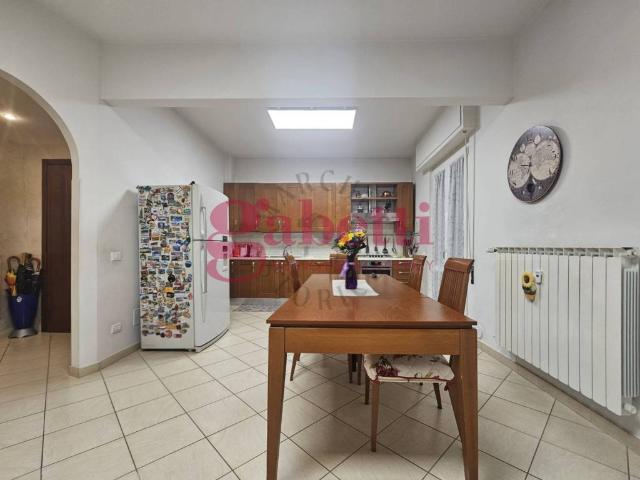 Appartamento in vendita a Firenze FI