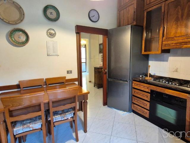 APPARTAMENTO in VENDITA a SCANDICCI SCANDICCI VINGONE di 4 vani